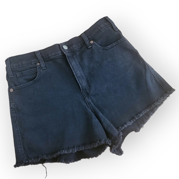 Signature by Levi Strauss Pants - Levi Strauss Black Heritage High Rise Frayed Hem Shorts 6 / 28